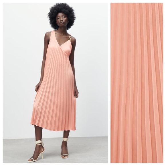 NWT. Zara Peach Pleated Midi dress with Chain Strap. Size S, M. - Picture 1 of 13
